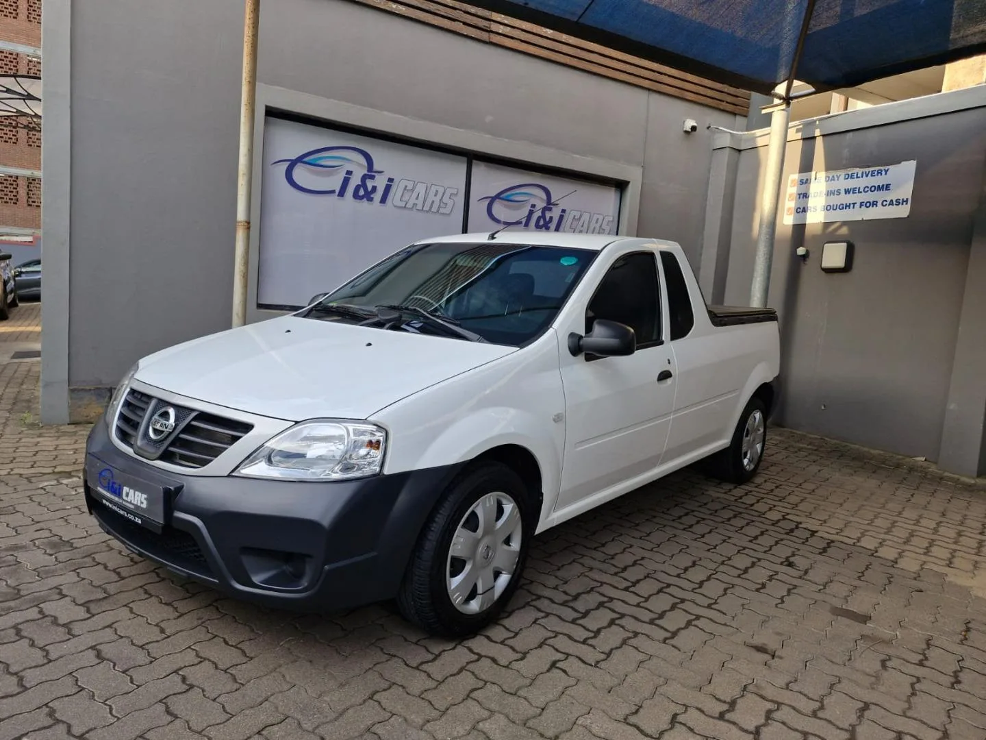 2023 Nissan NP200 1.6i (Aircon) Safety Pack