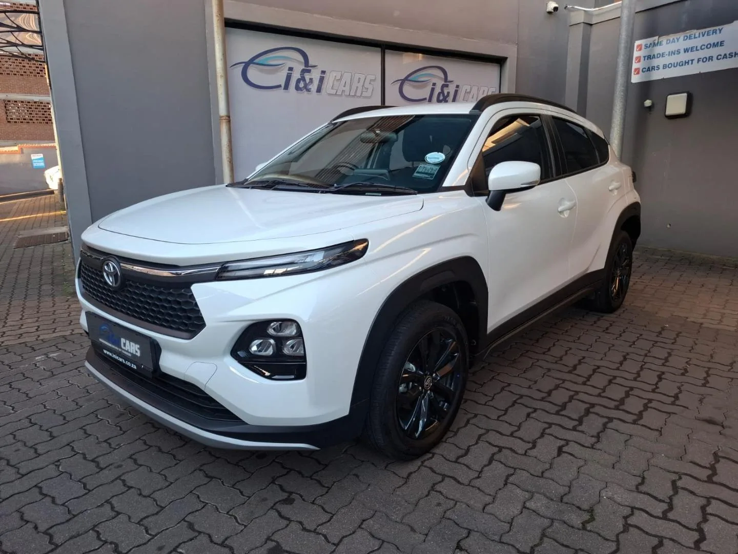2026 Toyota Starlet Cross 1.5 XS Auto